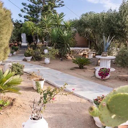 Sunrock - Pansy Lägenhetshotell Naxos City