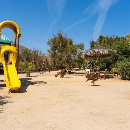 Sunrock - Pansy Lägenhetshotell 3*