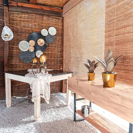 Lägenhetshotell Sunrock - Pansy