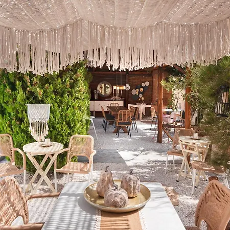 Sunrock - Pansy Aparthotel Naxos City