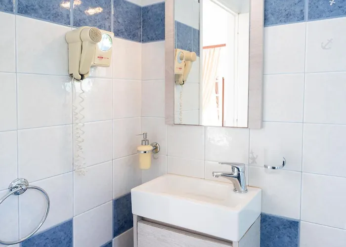 Sunrock - Pansy Апарт-отель Naxos City