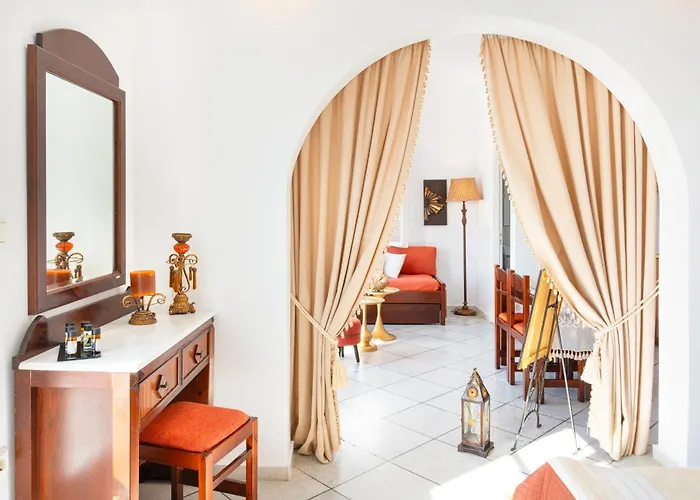 Апарт-отель Sunrock - Pansy Naxos City